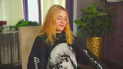 NatalieFolkerts webcam