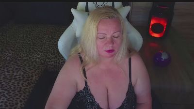 Natalli888 live cam on Cam4