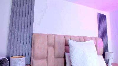 Nataly189 live cam on Cam4