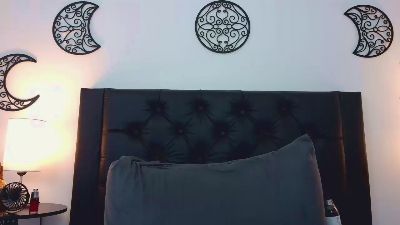NatalyGuzman26 live cam on Cam4