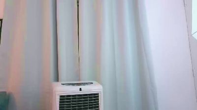 NatalyGuzman26 live cam on Cam4