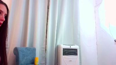 NatalyGuzman26 live cam on Cam4