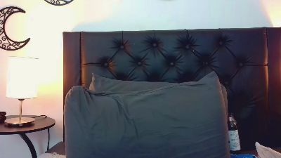 NatalyGuzman26 live cam on Cam4