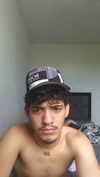 Natan_lion0 live cam on Cam4