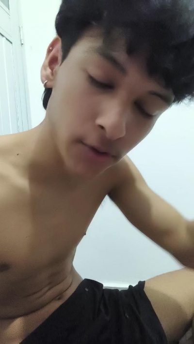 Natan_lion0 live cam on Cam4