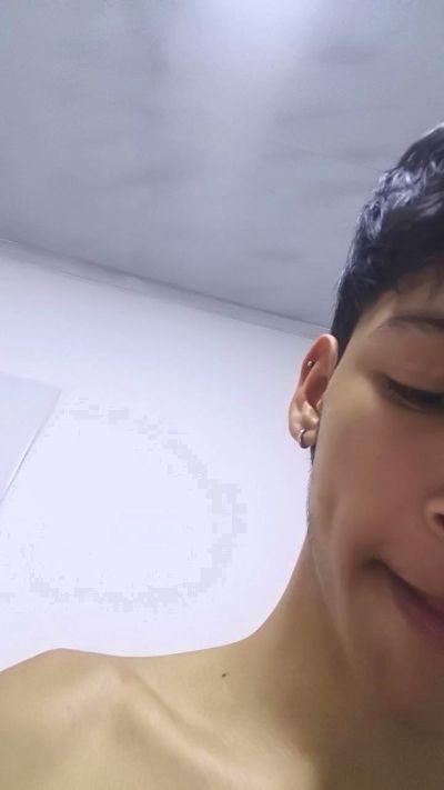 Natan_lion0 live cam on Cam4