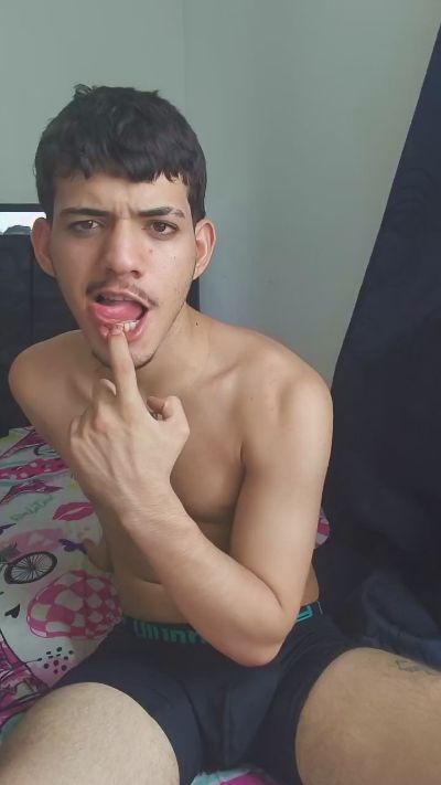 Natan_lion0 live cam on Cam4