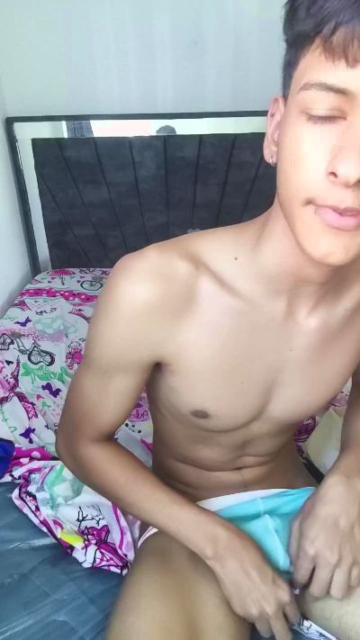 Natan_lion0 live cam on Cam4