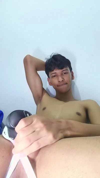 Natan_lion0 live cam on Cam4