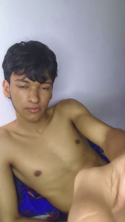 Natan_lion0 live cam on Cam4