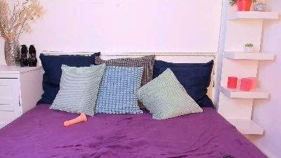 NatasaWilder live cam on Cam4