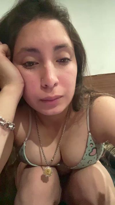 Natasha4 live cam on Cam4