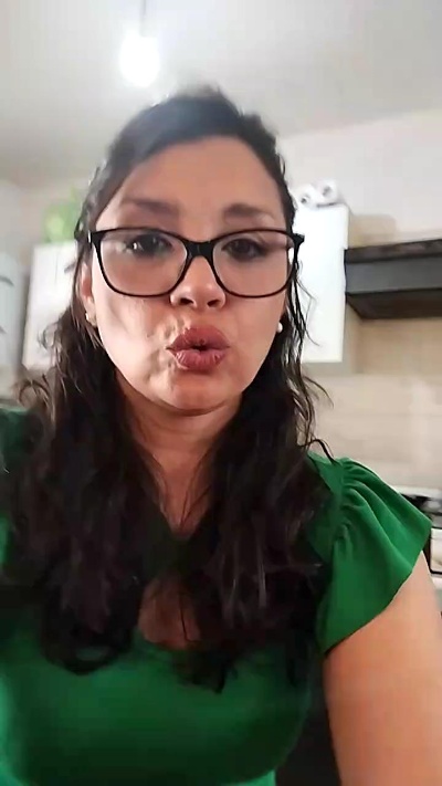 NatashaSloane live cam on Cam4