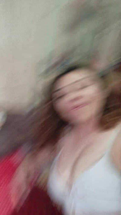Natasha_Claus live cam on Cam4