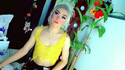 Nathalia_Looes live cam on Cam4
