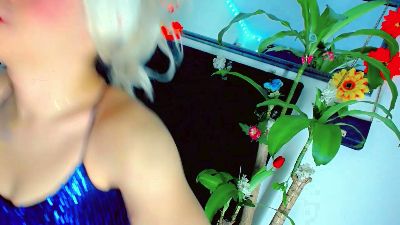 Nathalia_Looes live cam on Cam4