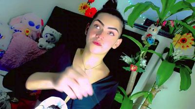 Nathalia_Looes live cam on Cam4