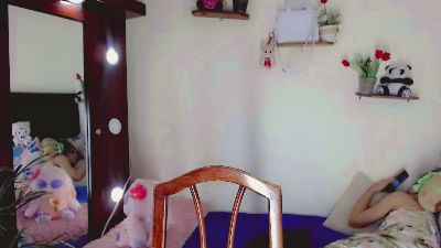 Nathalia_Looes live cam on Cam4