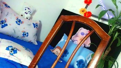 Nathalia_Looes live cam on Cam4