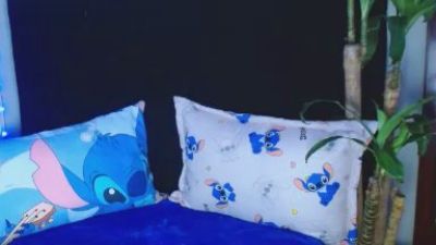 Nathalia_Looes live cam on Cam4