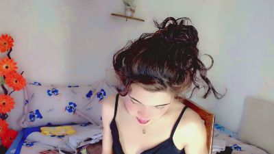 Nathalia_Looes live cam on Cam4