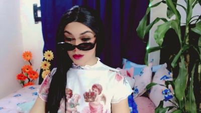 Nathalia_Looes live cam on Cam4