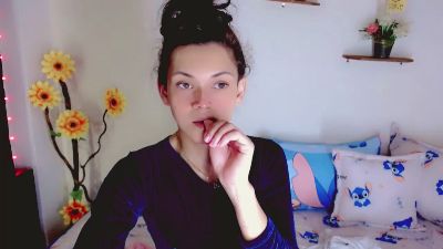 Nathalia_Looes live cam on Cam4