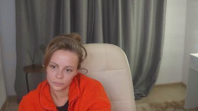 NathalieNewlon live cam on Cam4