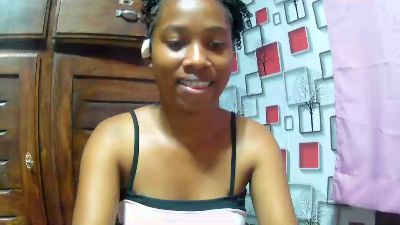 Nathalielock live cam on Cam4