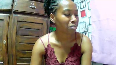 Nathalielock live cam on Cam4