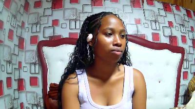 Nathalielock live cam on Cam4