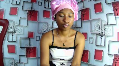 Nathalielock live cam on Cam4