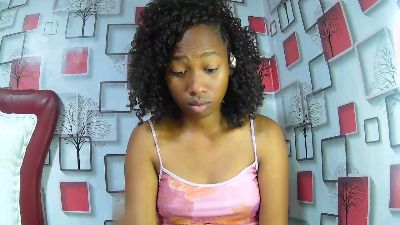 Nathalielock live cam on Cam4