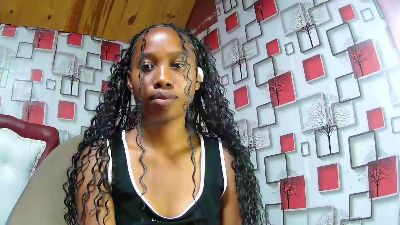 Nathalielock live cam on Cam4