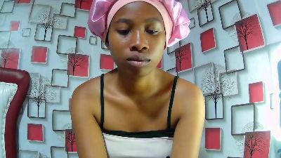 Nathalielock live cam on Cam4
