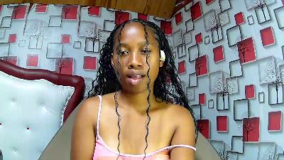 Nathalielock live cam on Cam4