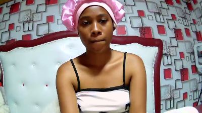 Nathalielock live cam on Cam4