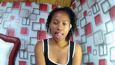 Nathalielock live cam on Cam4