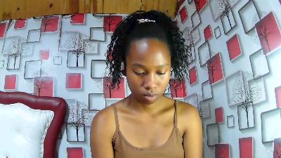 Nathalielock live cam on Cam4