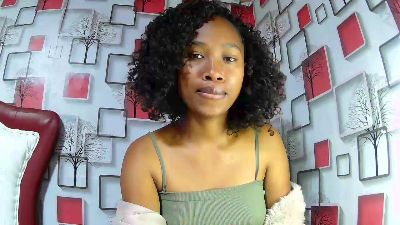 Nathalielock live cam on Cam4