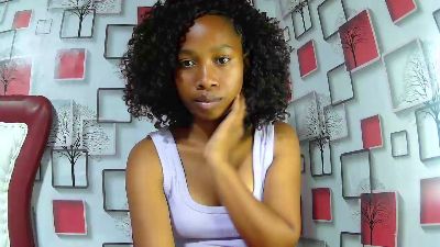 Nathalielock live cam on Cam4