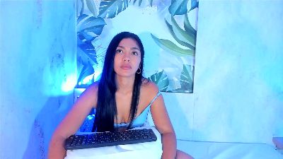 Nathaly_Verjel live cam on Cam4
