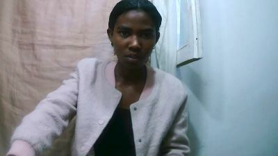 Nathalydia live cam on Cam4