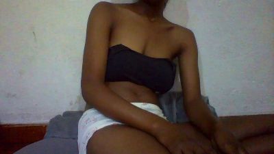 Nathalydia live cam on Cam4