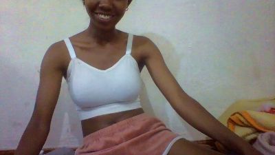 Nathalydia live cam on Cam4