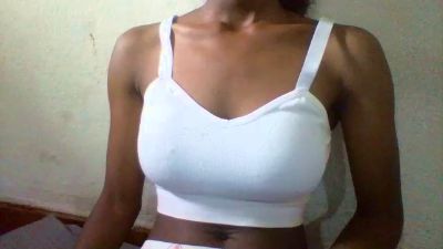 Nathalydia live cam on Cam4