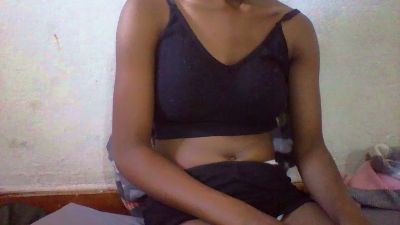 Nathalydia live cam on Cam4