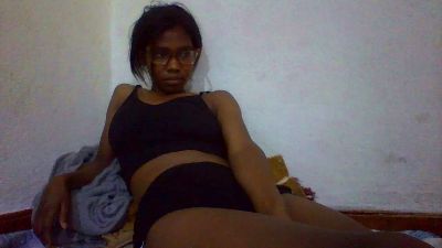 Nathalydia live cam on Cam4