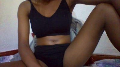 Nathalydia live cam on Cam4