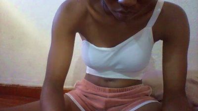 Nathalydia live cam on Cam4